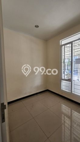 Sewa Rumah Murah di Taman Kopo Indah Bandung Punya 3 Kamar Tidur Sewa Rumah Murah di Taman Kopo Indah Bandung Punya 3 Kamar Tidur