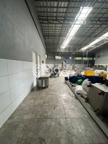 Komersial Dijual di Katapang Bandung dengan Luas Bangunan 700m2 Komersial Dijual di Katapang Bandung dengan Luas Bangunan 700m2