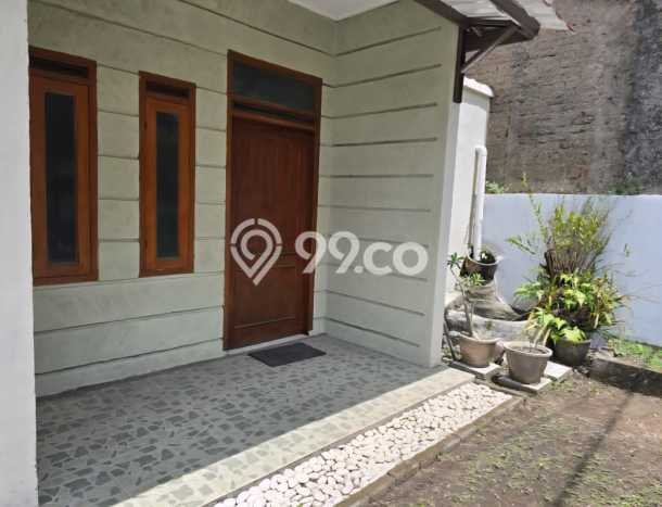 Rumah LT 157m2m² / LB 143m2m² di Lokasi , Bandung Rumah LT 157m2m² / LB 143m2m² di Lokasi , Bandung