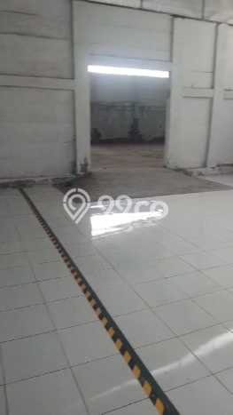 Gudang Lokasi Strategis di , Luas 1400m2m², Kawasan Niaga Gudang Lokasi Strategis di , Luas 1400m2m², Kawasan Niaga