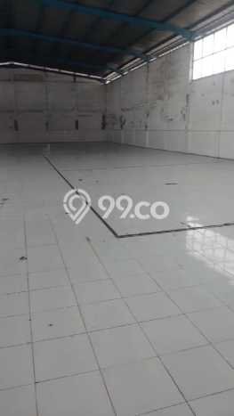 Gudang Lokasi Strategis di , Luas 1400m2m², Kawasan Niaga Gudang Lokasi Strategis di , Luas 1400m2m², Kawasan Niaga