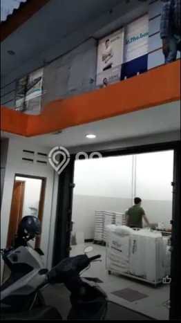 Unit Ruko Paling Strategis di Astanaanyar Bandung dengan LB 95m2 Unit Ruko Paling Strategis di Astanaanyar Bandung dengan LB 95m2