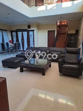 Jual Rumah Mewah Elegan Dengan View Cantik di Dago, Bandung Jual Rumah Mewah Elegan Dengan View Cantik di Dago, Bandung