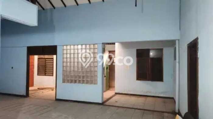 RUMAH LUAS STRATEGIS 1,5 LANTAI HITUNG TANAH DI MUARA BANDUNG RUMAH LUAS STRATEGIS 1,5 LANTAI HITUNG TANAH DI MUARA BANDUNG