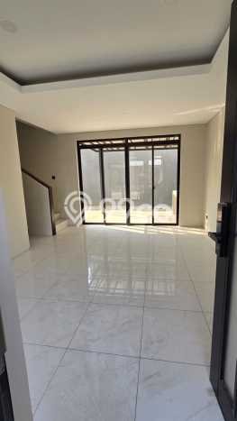 Disewakan Rumah Murah di Kota Baru Parahyangan Bandung dengan 3 KT Disewakan Rumah Murah di Kota Baru Parahyangan Bandung dengan 3 KT