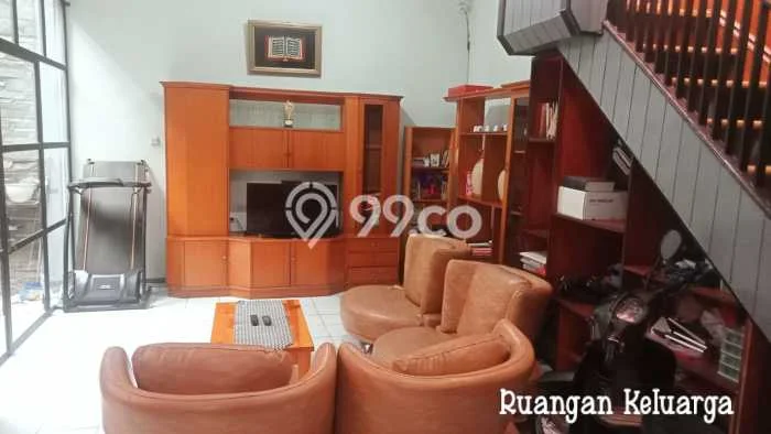 INVESTASI CERDAS! Rumah Exclusive , Bandung, LT 176m2m² LB 120m2m² INVESTASI CERDAS! Rumah Exclusive , Bandung, LT 176m2m² LB 120m2m²