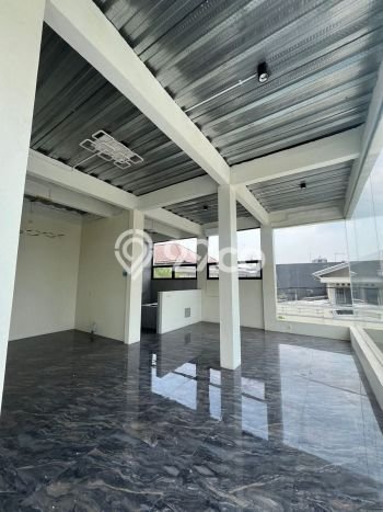 Komersial disewakan lokasi strategis Bojongloa Kaler Bandung 150m2 Komersial disewakan lokasi strategis Bojongloa Kaler Bandung 150m2