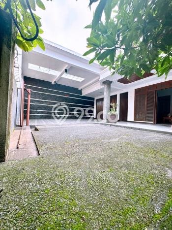 Rumah Modern LT 513m² Siap Huni di Kompleks Cluster Buah Batu, Bandung Rumah Modern LT 513m² Siap Huni di Kompleks Cluster Buah Batu, Bandung