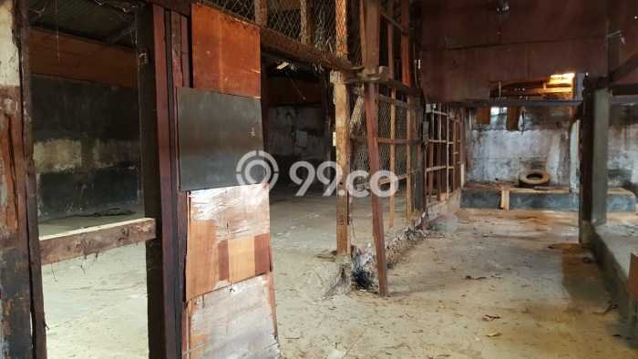 Lokasi Strategis! Dijual Gudang Bisnis di Tambora, Jakarta Barat Kondisi Baik Lokasi Strategis! Dijual Gudang Bisnis di Tambora, Jakarta Barat Kondisi Baik