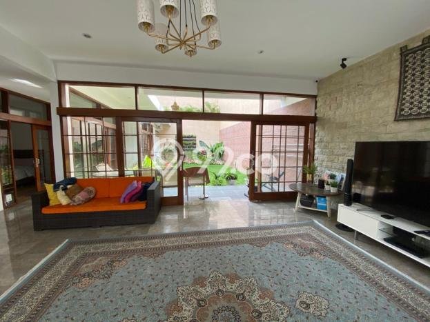 Jual Rumah Luas Megah Dengan View Eksklusif di Setra Sari, Bandung Jual Rumah Luas Megah Dengan View Eksklusif di Setra Sari, Bandung
