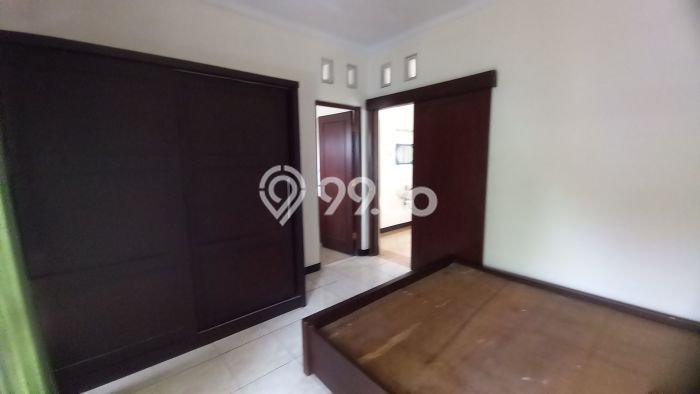 Jarang Ada! Rumah Sewa 4 Kamar Nyaman Siap Huni Kota Baru Parahyangan Jarang Ada! Rumah Sewa 4 Kamar Nyaman Siap Huni Kota Baru Parahyangan