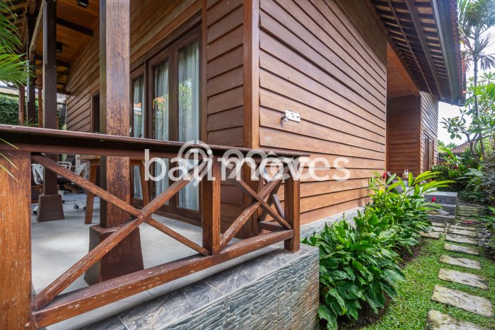 BISNIS POTENSIAL! Vila di , Luas 256m2m², Hasil Tinggi BISNIS POTENSIAL! Vila di , Luas 256m2m², Hasil Tinggi