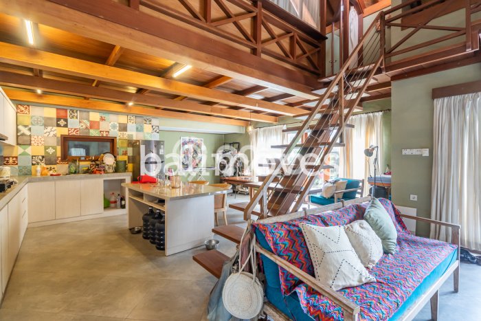 BISNIS POTENSIAL! Vila di , Luas 256m2m², Hasil Tinggi BISNIS POTENSIAL! Vila di , Luas 256m2m², Hasil Tinggi