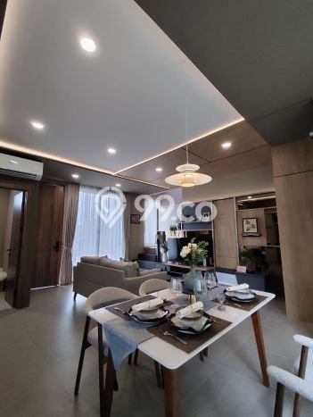 For Sale Rumah 5 Kamar Lokasi Strategis Nyaman dan Strategis di BSD For Sale Rumah 5 Kamar Lokasi Strategis Nyaman dan Strategis di BSD