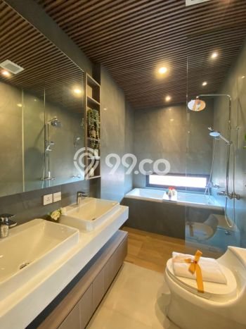 Siap Huni Hunian Elit 5 Kamar di Sawangan Dekat ke Mana Saja Siap Huni Hunian Elit 5 Kamar di Sawangan Dekat ke Mana Saja