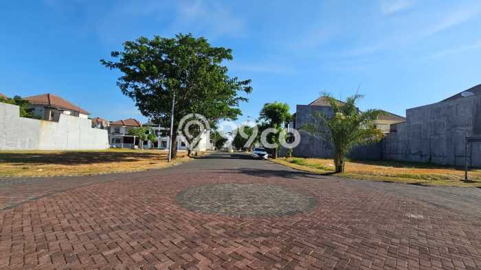 Tanah di Lakarsantri, Surabaya Luas 429m2 Dijual Segera Tanah di Lakarsantri, Surabaya Luas 429m2 Dijual Segera