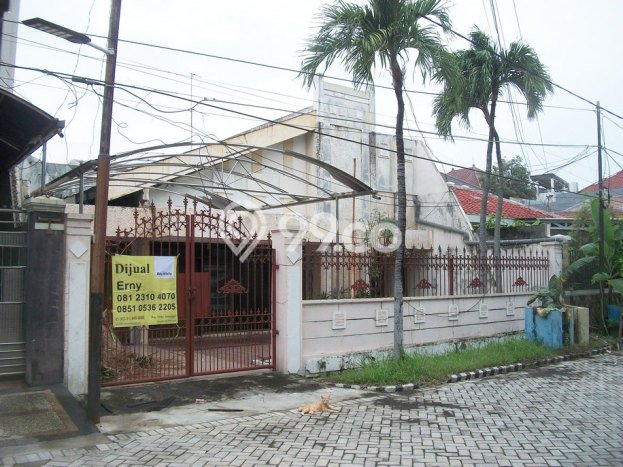 Rumah Luxury Modern Siap Huni di kertajaya Surabaya Rumah Luxury Modern Siap Huni di kertajaya Surabaya