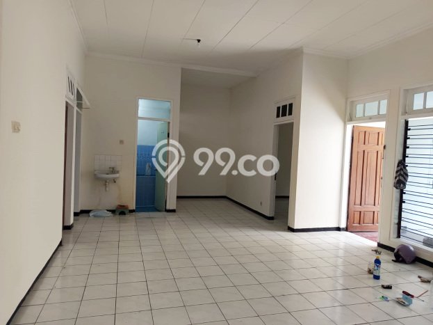 Lokasi terbaik! Rumah siap huni disewakan di Rungkut LB 175m2 Lokasi terbaik! Rumah siap huni disewakan di Rungkut LB 175m2