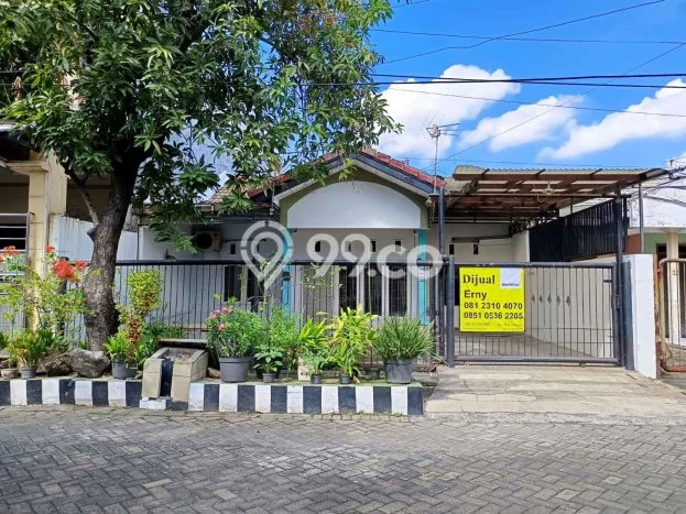 For Sale Hunian Rumah Terawat 3 Kamar di Kutisari, Surabaya For Sale Hunian Rumah Terawat 3 Kamar di Kutisari, Surabaya