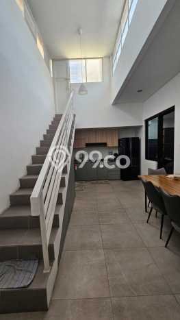 Jual Rumah Eksklusif 2 KT di Taman Kopo Indah, Bandung Jual Rumah Eksklusif 2 KT di Taman Kopo Indah, Bandung