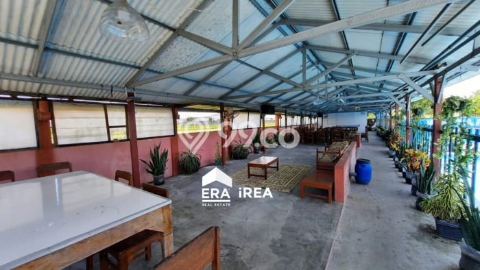 Komersial Dijual di Grogol Sukoharjo dengan Luas Bangunan 500m2 Komersial Dijual di Grogol Sukoharjo dengan Luas Bangunan 500m2