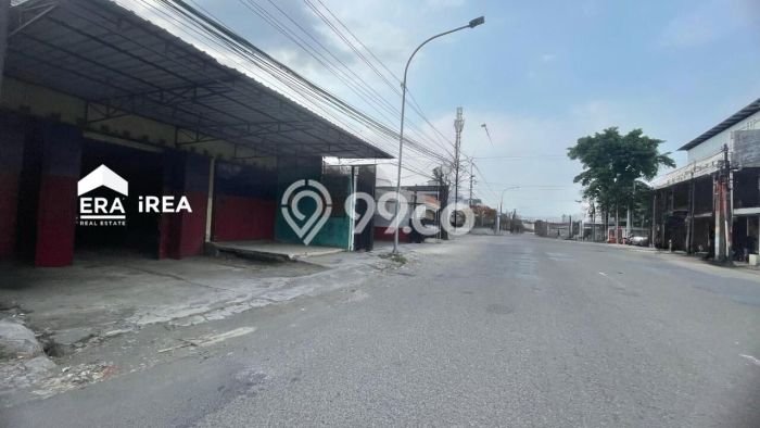 Area Ramai! Komersial Dijual di Kartasura untuk Bisnis Luas Bangunan 450m2 Area Ramai! Komersial Dijual di Kartasura untuk Bisnis Luas Bangunan 450m2