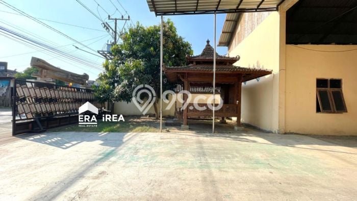 Lokasi Strategis! Dijual Gudang Bisnis di Ngemplak, Boyolali Kondisi Baik Lokasi Strategis! Dijual Gudang Bisnis di Ngemplak, Boyolali Kondisi Baik
