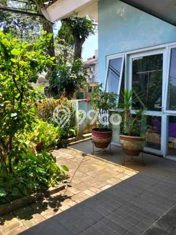Rumah Mewah LB 175m2 Siap Huni Desain Elegan di Sektor 3 - Bintaro, Tangerang Selatan Rumah Mewah LB 175m2 Siap Huni Desain Elegan di Sektor 3 - Bintaro, Tangerang Selatan