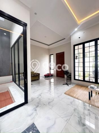 Siap Huni Rumah Mewah 4 Kamar di Serpong Utara Dekat ke Mana Saja Siap Huni Rumah Mewah 4 Kamar di Serpong Utara Dekat ke Mana Saja