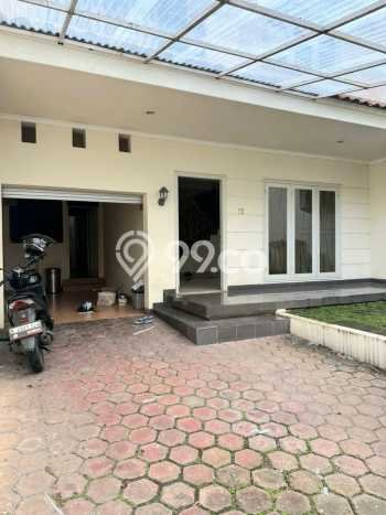 Jarang Ada! Rumah Kontrakan 3 Kamar Nyaman Siap Huni Pondok Indah Jarang Ada! Rumah Kontrakan 3 Kamar Nyaman Siap Huni Pondok Indah