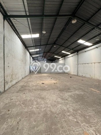 Gudang Dijual di Prime Area Surabaya Luas 460m2 Gudang Dijual di Prime Area Surabaya Luas 460m2