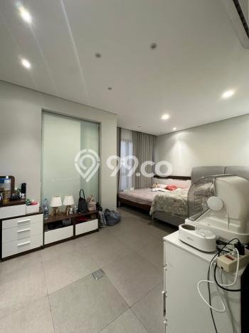 Rumah Luxury Modern Tanpa Renovasi di Surabaya Kota Surabaya Rumah Luxury Modern Tanpa Renovasi di Surabaya Kota Surabaya