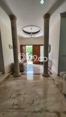 Rumah Elit LB 310m2 Siap Pakai Desain Elegan di Surabaya Kota, Surabaya Rumah Elit LB 310m2 Siap Pakai Desain Elegan di Surabaya Kota, Surabaya