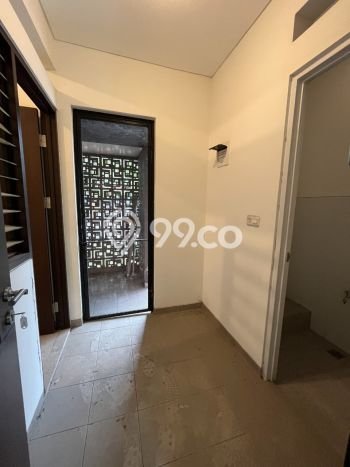 For Sale Hunian Rumah Terawat 4 Kamar di Suvarna Sutera, Tangerang For Sale Hunian Rumah Terawat 4 Kamar di Suvarna Sutera, Tangerang