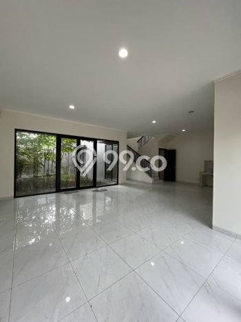 For Sale Hunian Rumah Terawat 4 Kamar di Suvarna Sutera, Tangerang For Sale Hunian Rumah Terawat 4 Kamar di Suvarna Sutera, Tangerang