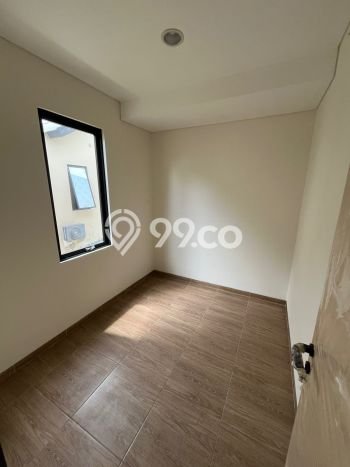 Hunian Nyaman Asri 4 KT Siap Pakai di Suvarna Sutera Tangerang Hunian Nyaman Asri 4 KT Siap Pakai di Suvarna Sutera Tangerang