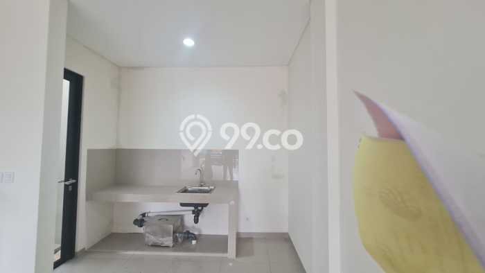 FOR RENT! Ruko di Suvarna Sutera Cocok untuk Bisnis 100m2 FOR RENT! Ruko di Suvarna Sutera Cocok untuk Bisnis 100m2