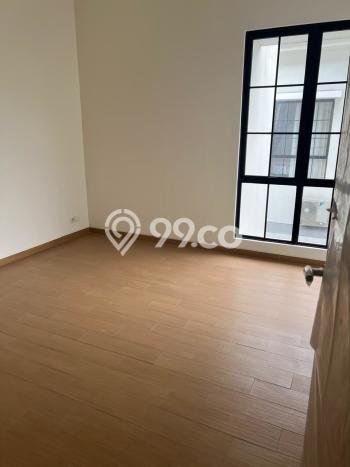 Jarang Ada! Rumah Sewa 4 Kamar Bagus Siap Huni Suvarna Sutera Jarang Ada! Rumah Sewa 4 Kamar Bagus Siap Huni Suvarna Sutera