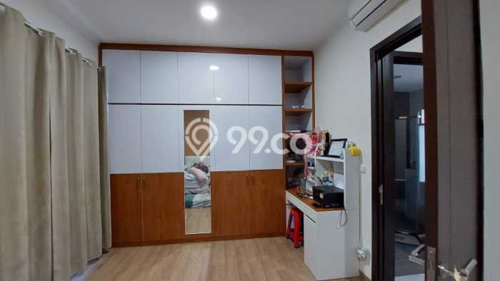 Rumah Elit LB 134m2 Siap Huni Desain Elegan di Suvarna Sutera, Tangerang Rumah Elit LB 134m2 Siap Huni Desain Elegan di Suvarna Sutera, Tangerang