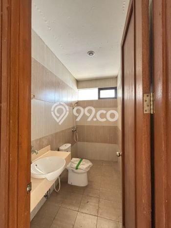 Rumah sewa siap huni 4 KT di Suvarna Sutera, Tangerang Rumah sewa siap huni 4 KT di Suvarna Sutera, Tangerang