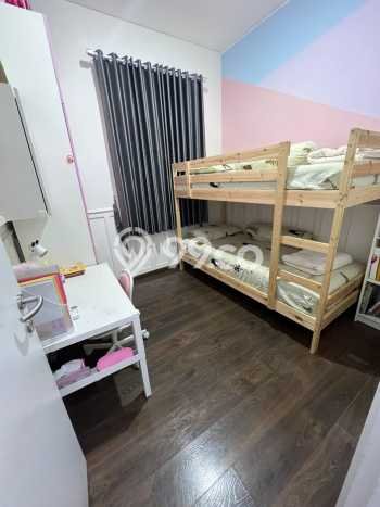 Rumah Luas Asri 4 KT Siap Pakai di Suvarna Sutera Tangerang Rumah Luas Asri 4 KT Siap Pakai di Suvarna Sutera Tangerang