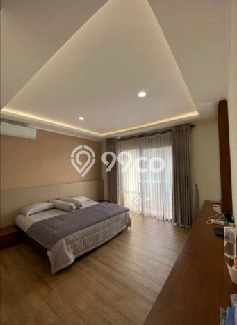 Rumah Elit LB 190m2 Siap Huni Desain Elegan di Suvarna Sutera, Tangerang Rumah Elit LB 190m2 Siap Huni Desain Elegan di Suvarna Sutera, Tangerang