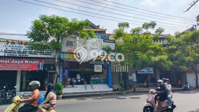 Unit Ruko Strategis di Krian, Sidoarjo Potensi Cuan Besar Unit Ruko Strategis di Krian, Sidoarjo Potensi Cuan Besar