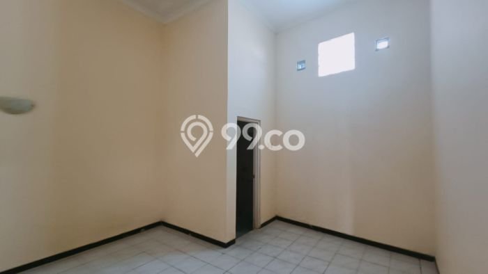 For Sale Hunian Rumah Terawat 3 KT di Ketileng, Semarang For Sale Hunian Rumah Terawat 3 KT di Ketileng, Semarang