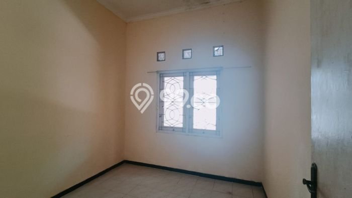 For Sale Hunian Rumah Terawat 3 KT di Ketileng, Semarang For Sale Hunian Rumah Terawat 3 KT di Ketileng, Semarang