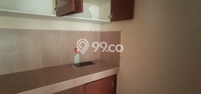 LOKASI TERBAIK! Rumah di , 2 KM, Area Premium, LT 144m2m² Bangunan 100m2m² LOKASI TERBAIK! Rumah di , 2 KM, Area Premium, LT 144m2m² Bangunan 100m2m²