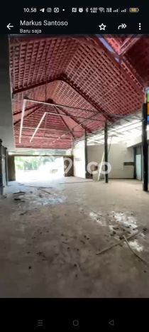 Komersial paling strategis disewakan di Tembalang Semarang Komersial paling strategis disewakan di Tembalang Semarang