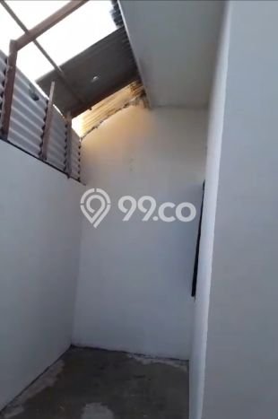 Lokasi strategis! Rumah siap pakai dikontrakkan di Tembalang LB 80m2 Lokasi strategis! Rumah siap pakai dikontrakkan di Tembalang LB 80m2