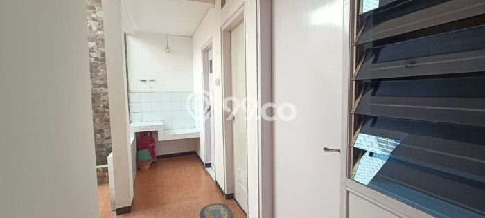 Rumah Cantik Siap Pakai Di Semarang Barat Luas 220m2 Lokasi Strategis Rumah Cantik Siap Pakai Di Semarang Barat Luas 220m2 Lokasi Strategis