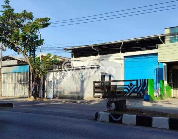 Unit Gudang Paling Strategis di Semarang Timur Semarang dengan LB 260m2 Unit Gudang Paling Strategis di Semarang Timur Semarang dengan LB 260m2